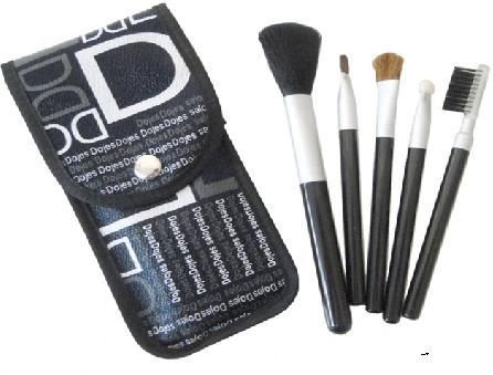 Kit Pincéis para Maquiagem com Bolsinha Beauty Rose SB667A