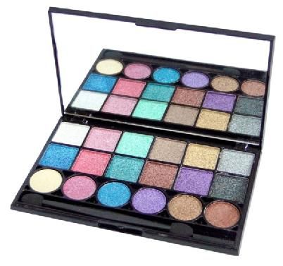 Paleta de Sombras 3D Macrilan CR9915